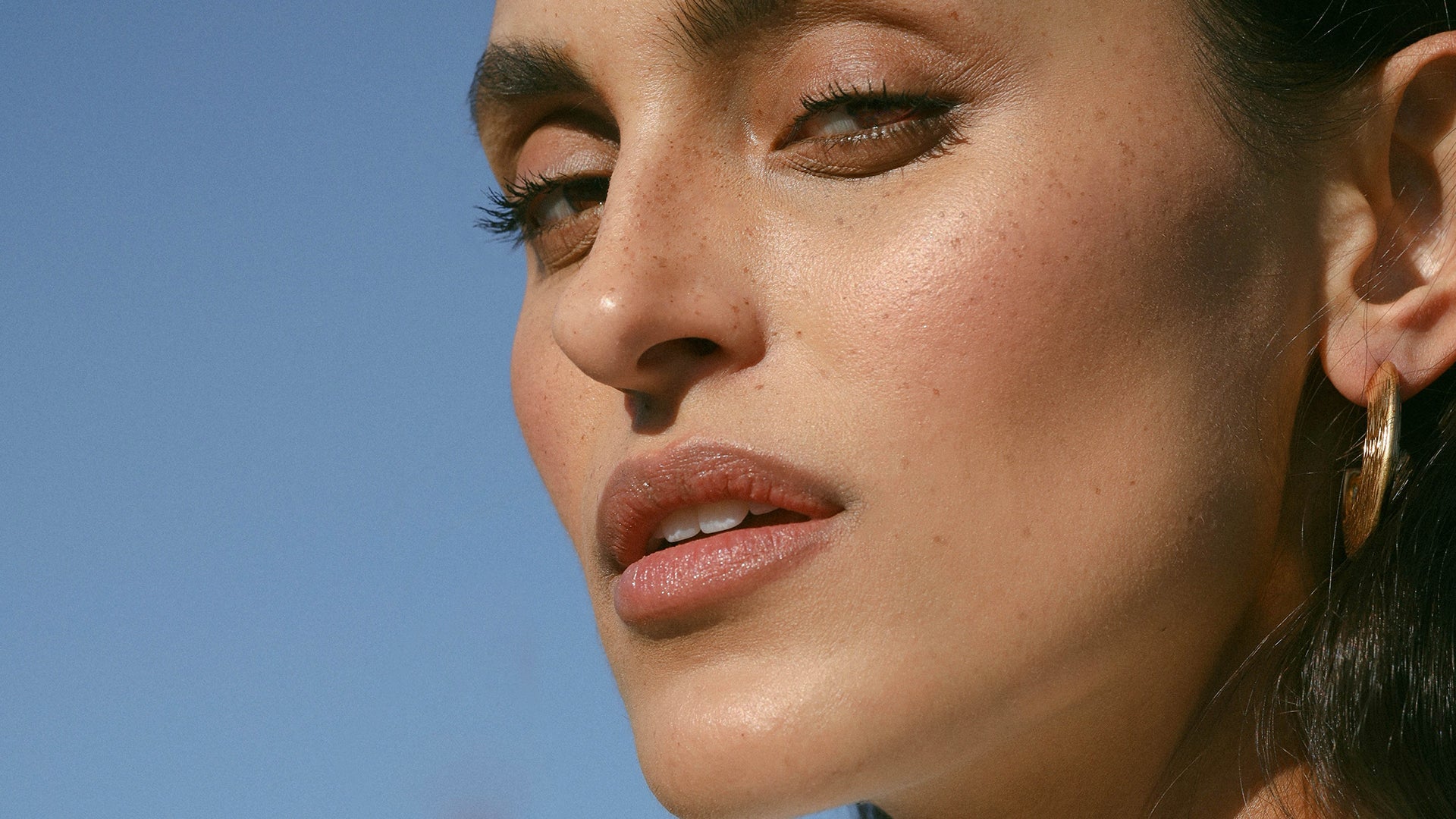 Are Faux Freckles More Than A Trend? - PSEUDO LABS