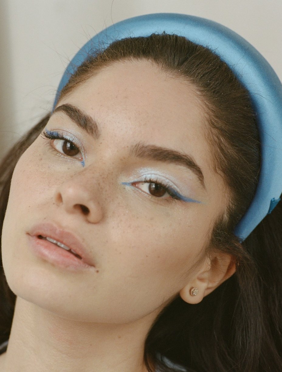 4 Simple Ways to Ditch Traditional Eyeliner and Experiment with Graphic Liners - PSEUDO LABS