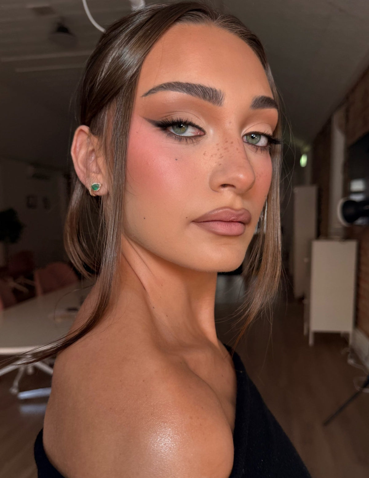 5 Freckles Placement Tips from a Pro MUA - PSEUDO LABS