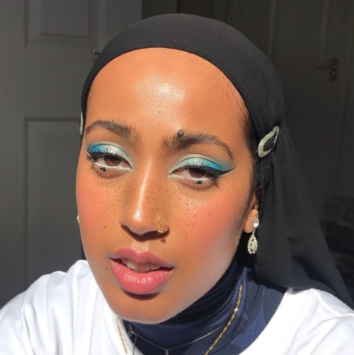 Makeup Looks Destined To Circle Your Instagram Feed This Spring - PSEUDO LABS